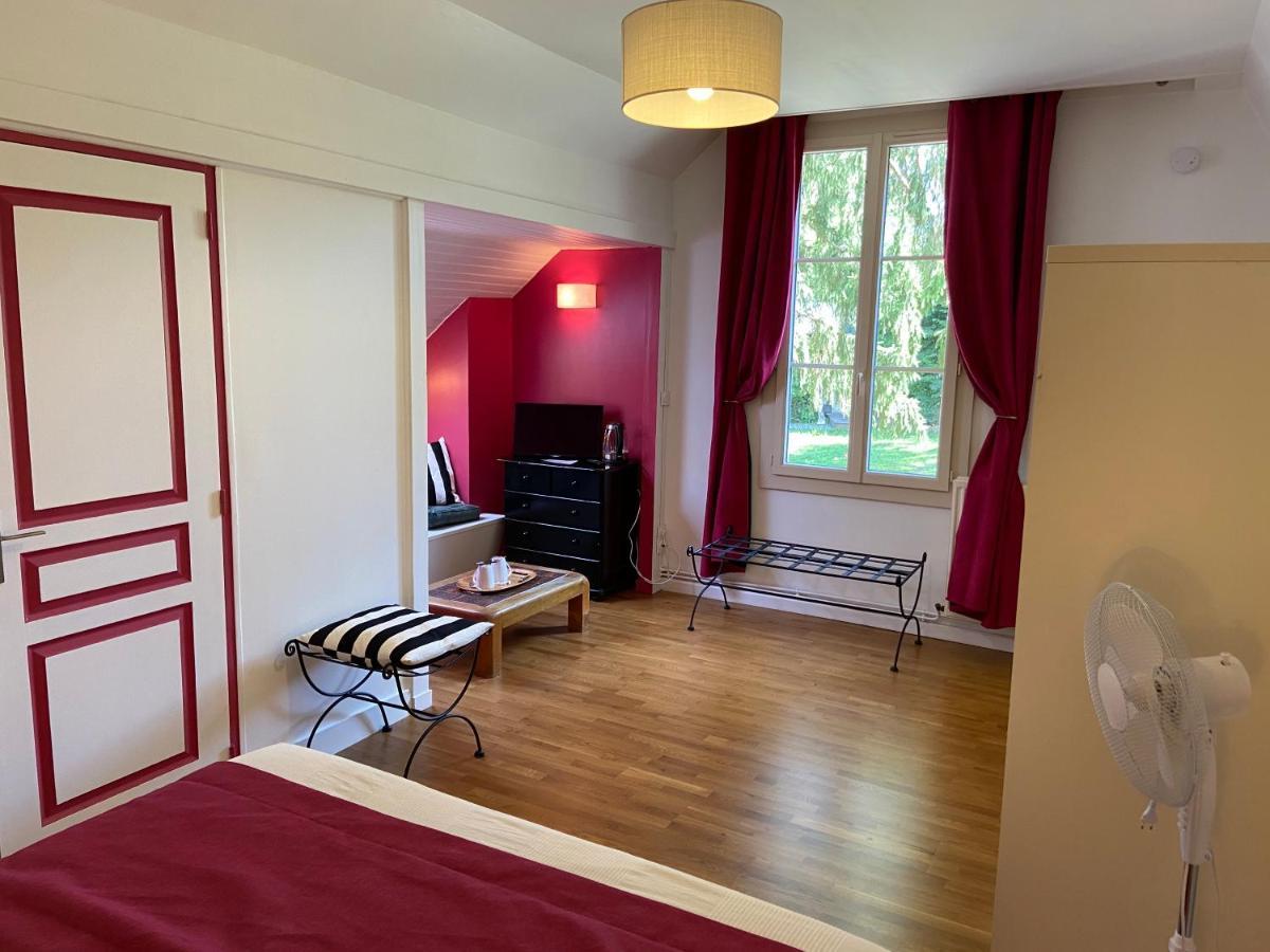 Le Moulin Calme Bed & Breakfast Luceau Bagian luar foto
