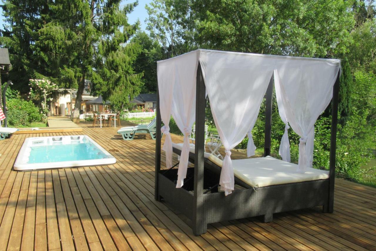 Le Moulin Calme Bed & Breakfast Luceau Bagian luar foto