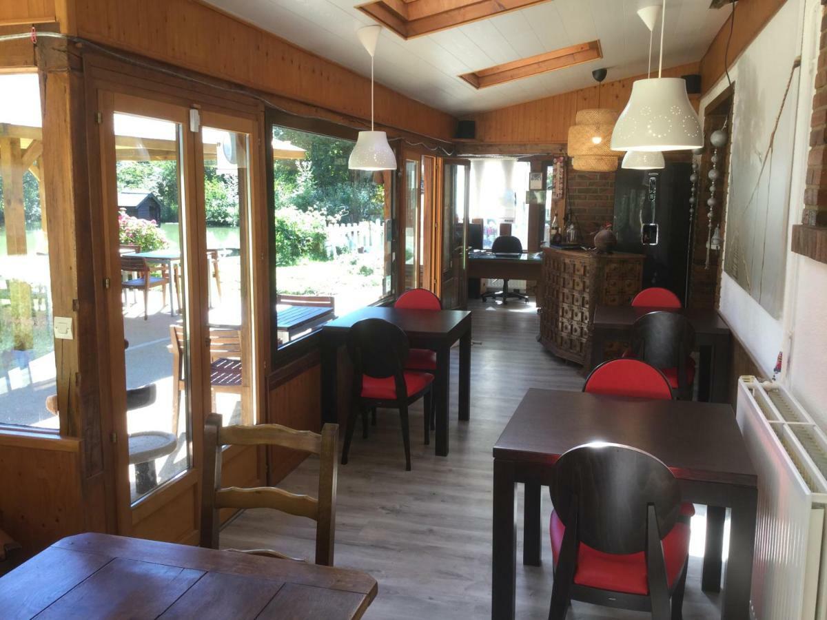 Le Moulin Calme Bed & Breakfast Luceau Bagian luar foto